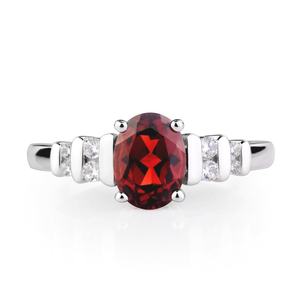 แหวนโกเมนราศีมังกร เงินแท้ 925 ชุดแต่งงาน แหวนหมั้นโกเมนทรงกลมสีเข้ม - Product Image 1