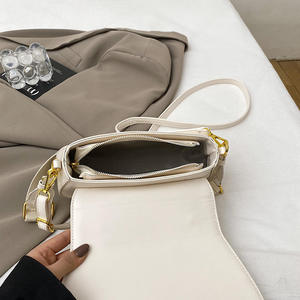 Sac à main portable décontracté pour femme, style coquille de palourde, polyvalent, à porter à l'épaule ou en bandoulière - Product Image 5