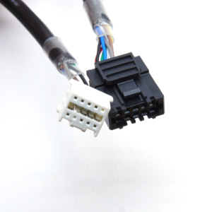 كابل تحويل FFC LVDS مقاوم للحرارة بـ 6 دبابيس لتوصيل شاشات الترفيه وشاشات التحكم المركزية في السيارات - Product Image 3