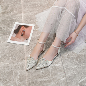 Zapatos planos puntiagudos, rinoceronte de satén hueco, zapatos individuales de novia, vestido de cena, vestido de boda con temperamento, zapatos de boca baja para mujer - Product Image 4