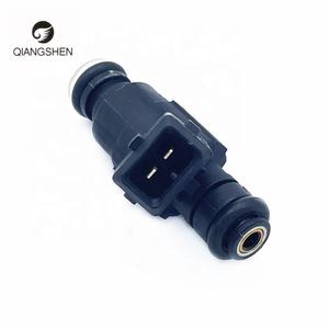 <span class=keywords><strong>Inyector</strong></span> <span class=keywords><strong>de</strong></span> combustible 0280155731 para VW Caddy II Flight Golf III Lupo Polo <span class=keywords><strong>Vento</strong></span> Seat Inca Ibiza Cordoba 030906031E - Product Image 2