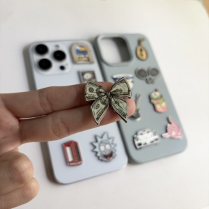Autocollants de téléphone 3D personnalisés en usine avec des motifs anciens et modernes, en alliage de zinc durable, couleur personnalisée Megasun pour cadeaux souvenirs - Product Image 6