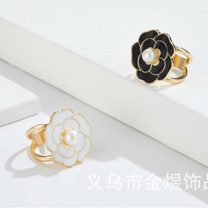 Flower <b>Ring</b> Black White Pearl Inlay Women's Fashion Jewelry Gift Accessory - Product Image 1