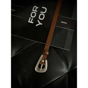 เข็มขัดผู้หญิงฟิโอริเข็มขัดหนัง PU สีน้ำตาลแบบเรซิ่นสไตล์ลำลองสำหรับสวมใส่ในชีวิตประจำวัน - Product Image 3