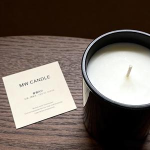 Ensemble de bougies en céramique artisanales, style minimaliste, bougie parfumée en cire de soja, design torsadé noir et blanc, décoration d'intérieur - Product Image 2