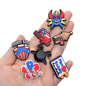 รองเท้าแตะ PVC นิ่มลายการ์ตูนน่ารักสำหรับปรับแต่งได้ - Product Image 5