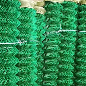 Clôture en treillis diamanté sur mesure de 6 pieds, treillis métallique galvanisé avec une installation flexible et facile pour les terrains de sport - Product Image 6