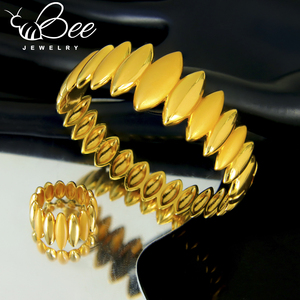 Parure de bijoux vintage de Dubaï, plaqué or 21 carats, style hip-hop italien, bracelets ouverts géométriques et bague pour mariage - Product Image 3