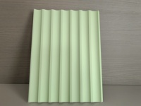 Panneau mural rainuré en WPC moderne, vert menthe clair, décoration intérieure, composite bois-plastique, revêtement imperméable