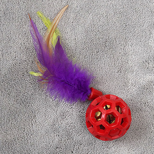 <span class=keywords><strong>Balle</strong></span> évidée Jouets interactifs pour chiens et chats Balles de jouet en <span class=keywords><strong>plastique</strong></span> TPR <span class=keywords><strong>Balle</strong></span> de jouet pour animaux de compagnie résistante aux morsures avec cloche - Product Image 4