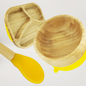 Bandeja de comedor de madera y bambú integrada dividida para bebés YCZM con ventosa de silicona - Product Image 3