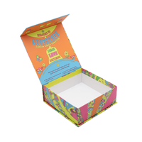 Boîte cadeau en papier de luxe, boîte d'emballage avec inserts en éponge pour huiles essentielles/parfums, matériaux recyclés, fermeture magnétique