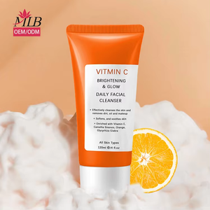 Vitamina C Amino Acido Deep Detergente per la Pulizia del viso Crema Detergente per il Controllo Olio di Fragranza per gli Uomini/Donne di tutta la pelle - Product Image 4