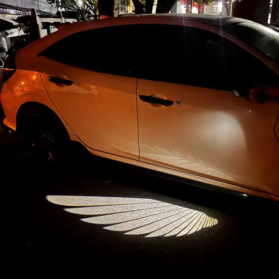 Groothandel Nieuwste Led Auto Verlichting Engel Wing Ghost Shadow Underglow Decoratieve Lamp Voor Auto Motorfiets