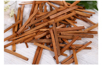 SAIYANG fournit de la poudre de bois de santal rouge de haute qualité, des matières premières naturelles pour l'encens, de la poudre de bois de santal pure.
