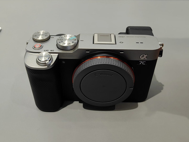 SecondHand Sonys A7C Full Frame E-mount Mirrorless Camera 24.2MP 4K Video 5-Axis IBIS Grade a