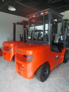 Carretilla elevadora diesel Carretilla elevadora <span class=keywords><strong>3ton</strong></span> 1 4 Ton Motor Nissan Td27 Abrazadera de mano Carretilla elevadora de 10 toneladas para ventas Mini 2tn Isuzu C240 Euro 5 - Product Image 5