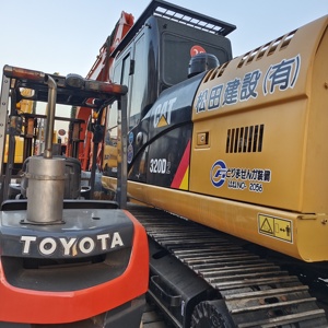 รถขุดมือสองคุณภาพสูง CAT 320D อุปกรณ์ก่อสร้าง เครื่องจักรหนอนผีเสื้อ CAT 320D รถขุดมือสอง - Product Image 1