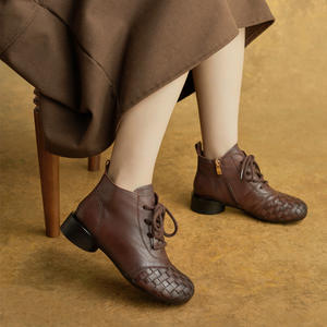 Botines Tejidos para Otoño/Invierno, Plataforma Retro, Cuero Genuino, Punta Hecha a Mano, Tacón Bajo, Tacón Cuadrado, con Cordones - Product Image 2