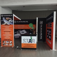 Stand d'exposition personnalisé avec boîte lumineuse publicitaire, système modulaire 10x20 pieds, double comptoir d'accueil, stand d'exposition personnalisé