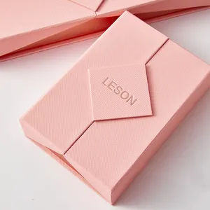 Kotak kemasan perhiasan penutup magnetik dapat dilipat kertas pintu pembuka ganda Flap merah muda kustom