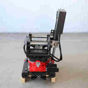 Accessoires de rotateur inclinable pour excavatrice certifiés CE MAIPRO M-07, attache rapide pour excavatrice de 5 à 8 tonnes, matériau Q355B, inclinaison de 180 degrés - Product Image 2