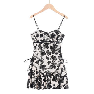 Robes moulantes sexy transparentes à dos nu en maille extensible et floquée pour femmes - Product Image 5