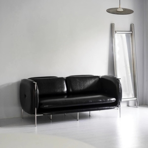 Sofá Mediano de Cuero Negro LC Antiguo, Diseño <span class=keywords><strong>Retro</strong></span> Bauhaus, <span class=keywords><strong>Muebles</strong></span> para Apartamento u Hotel con Acero Inoxidable para Sala de Estar - Product Image 1