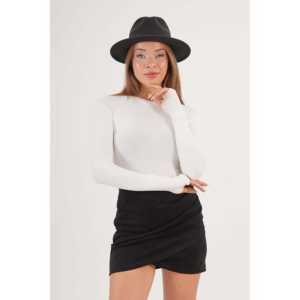 Jupe mini asymétrique drapée pour femme en cuir synthétique noir, taille normale, douce - Product Image 2