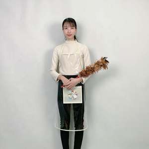 Delantal de peluquería de alta calidad de China Delantal de plástico Desechables Comprar delantales en línea - Product Image 1