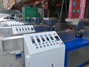 Günstige Kunststoff-Extrusionsanlage Sexpuppe für Männer Ganzkörper - Product Image 6