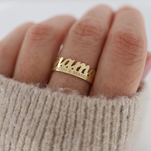 Anello Mama in Acciaio Inossidabile Placcato Oro 14K Jietao, Personalizzabile con Nomi Incisi e Zirconia Cubica, Gioiello Personalizzato per Mamma - Product Image 1