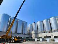 Fermenteur conique en acier inoxydable avec enveloppe pour la fermentation de la bière et du vin |   Réservoir FV 500L 1000L 2000L en STOCK