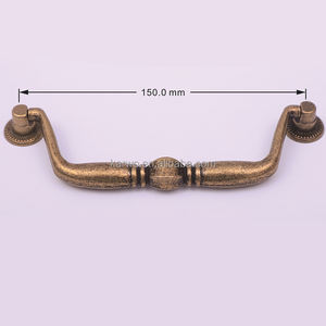 Fábrica al por mayor Retro aleación Metal madera joyero manija <span class=keywords><strong>para</strong></span> maleta de cuero - Product Image 1