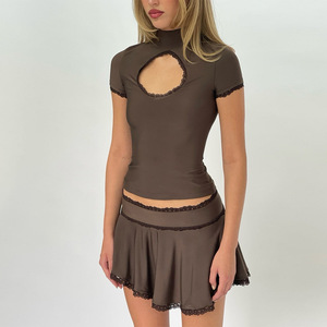 Ensemble haut et jupe à manches courtes en dentelle pour femmes, costume deux pièces décontracté en satin marron FDC0787 - Product Image 3