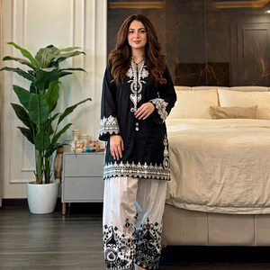 Ensemble Kurta brodé noir et blanc pour femmes, coupe ample, style traditionnel indien pakistanais, Salwar Suit - Product Image 1