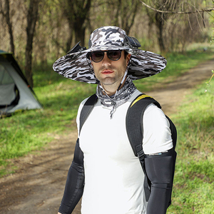 หมวกพัดลมพลังงานแสงอาทิตย์แบบชาร์จไฟได้ ปีกหมวกกว้างปรับได้ (60 ซม.) หมวกตกปลาพร้อมพัดลมระบายความร้อนคู่และป้องกันรังสียูวี - Product Image 5