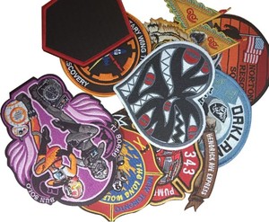Logo brodé personnalisé, thermocollant, auto-adhésif, sans nickel, en feutre non tissé, forme personnalisée, <span class=keywords><strong>pour</strong></span> vêtements, sacs, casquettes, découpe à chaud - Product Image 5