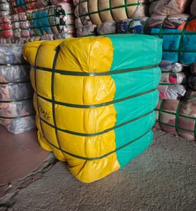 Precio al por mayor, pacas <span class=keywords><strong>de</strong></span> 19 kg <span class=keywords><strong>de</strong></span> juguetes <span class=keywords><strong>de</strong></span> peluche usados <span class=keywords><strong>de</strong></span> varios tamaños, muñecos <span class=keywords><strong>de</strong></span> peluche suaves <span class=keywords><strong>de</strong></span> <span class=keywords><strong>segunda</strong></span> mano a granel - Product Image 1