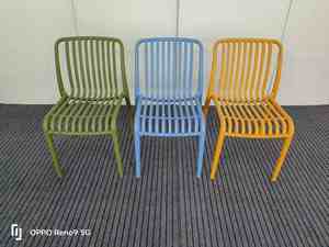 Nouvelle arrivée empilable PP <span class=keywords><strong>plastique</strong></span> <span class=keywords><strong>fauteuil</strong></span> Durable intérieur/extérieur chaise <span class=keywords><strong>de</strong></span> salle à manger <span class=keywords><strong>pour</strong></span> la maison Bar entrepôt salle <span class=keywords><strong>de</strong></span> bain vente victorienne - Product Image 2