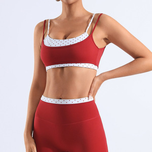 Top Deportivo Sexy con Parches de Puntos y Pantalones Cortos Diseñados para Mujer, Ideales para Entrenamientos en el Gimnasio y Actividades al Aire Libre, Estilo Ajustado - Product Image 6