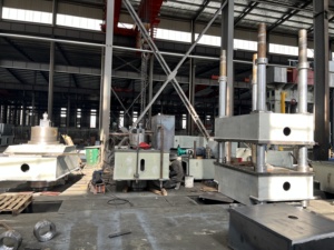 Fabrieksprijs Kosten Glasvezel Putdeksels Die 315ton Hydraulische Persmachine Produceren - Product Image 2