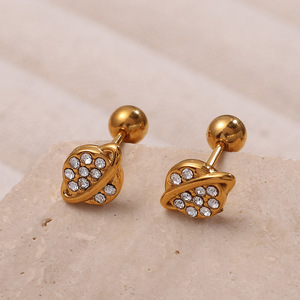 ต่างหูสแตนเลสชุบทอง 18K ประดับด้วยไรน์สโตนรูปทรงกากบาทเครื่องประดับแฟชั่นสำหรับผู้หญิง - Product Image 3