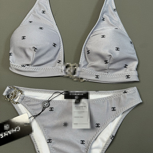 Venda quente Estilo Personalizado das Mulheres Praia Swimwear Novo Design de Duas Peças Biquíni Set Atacado Carta Padrão Maiôs