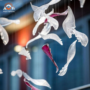 Luminaire LED en verre suspendu personnalisé - Lampe artisanale inspirée de la nature pour <span class=keywords><strong>les</strong></span> espaces commerciaux et <span class=keywords><strong>les</strong></span> halls d'exposition - Product Image 6