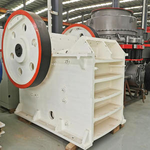 Broyeur à mâchoires professionnel pour minerai d'or avec certificat CE - Product Image 2