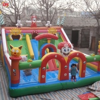 Château gonflable géant à thème dessin animé, résistant aux intempéries, pour enfants, jouet d'amusement, OEM