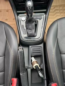 Volkswagen <span class=keywords><strong>Bora</strong></span> 2016 1.6L Comfortline, Automático de 6 Velocidades, 5 Plazas, Volante a la Izquierda, Sedán Compacto de Gasolina - Product Image 5