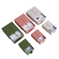 Boîtes cadeaux en carton personnalisées avec logo pour bijoux, colliers, boucles d'oreilles, bagues, emballage de bijoux en gros