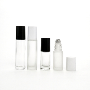 Flacons roll-on à faible MOQ, 10 ml, en verre noir, ambré, bleu ou transparent, avec bille roulante en acier inoxydable et couvercle en plastique - Product Image 6